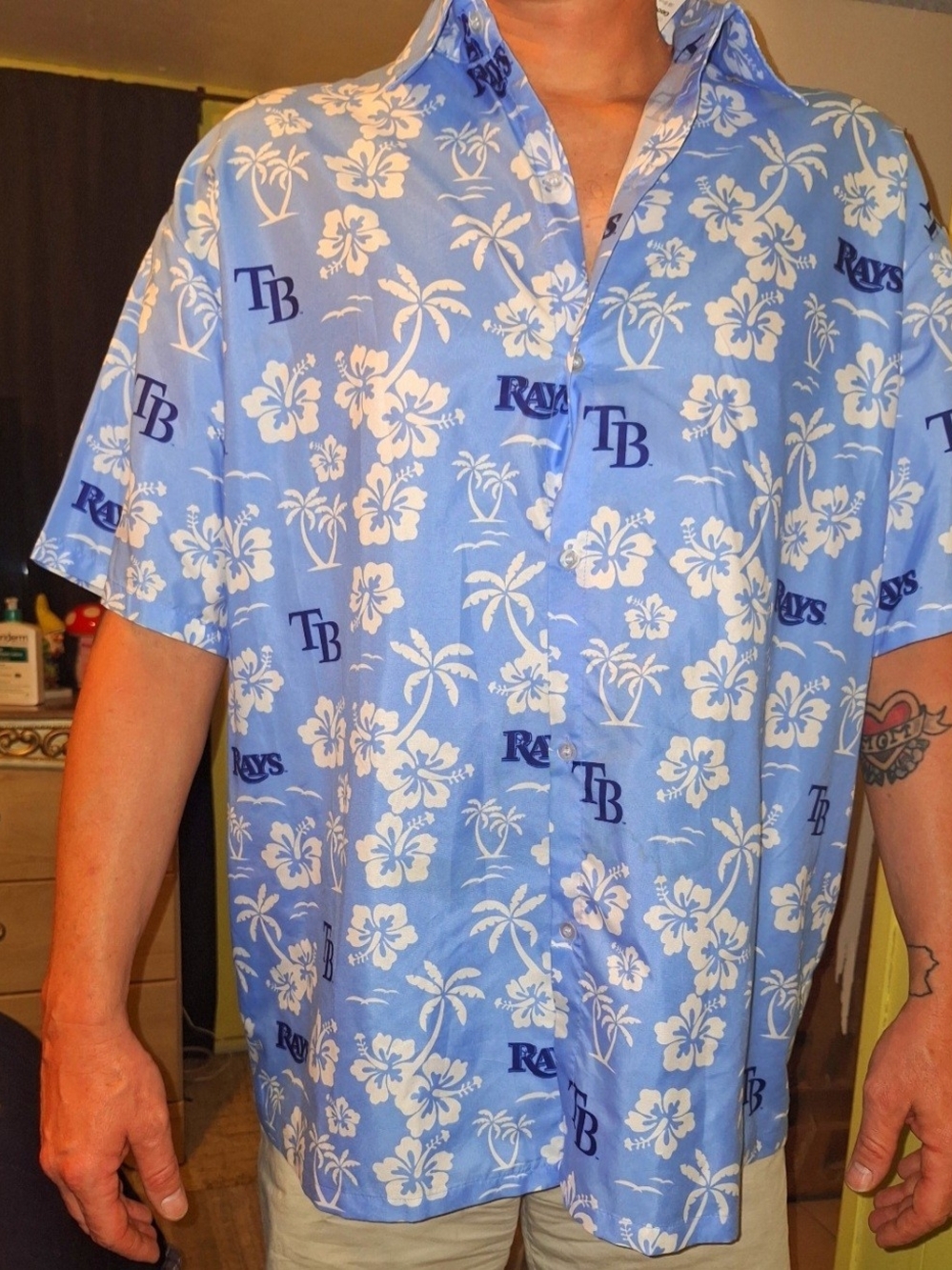 Blue Hawaiian Short-Sleeve Button Shirt Tampa Bay Rays  Size XL